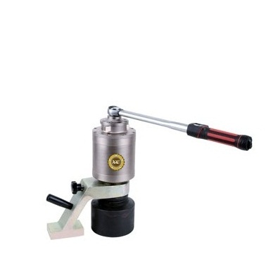 Cờ l&ecirc; nh&acirc;n lực 12000 N.m